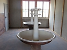 Baracke - rekontruierter Waschraum mit Waschkaue, KZ Dachau 