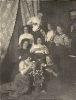 Gruppe von Frauen beim Kaffeetrinken, Bilder aus dem Leben einer gutbürgerlichen Familie in Deutschland zwischen 1900 und 1910  