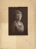 1920 - Historisches Frauenportrait, Gebr. Thiele, Lehe i. H. (Bremerhaven), Hafenstraße 188, um 1920