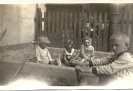 1929 - Kinder im Sandkasten, Historische Fotografie - Eine Kindheit in Deutschland, Sommer 1929